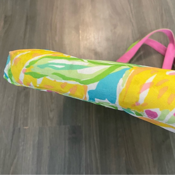 LILLY PULITZER FOR ESTEE LAUDER Tote Bag - Picture 7 of 10